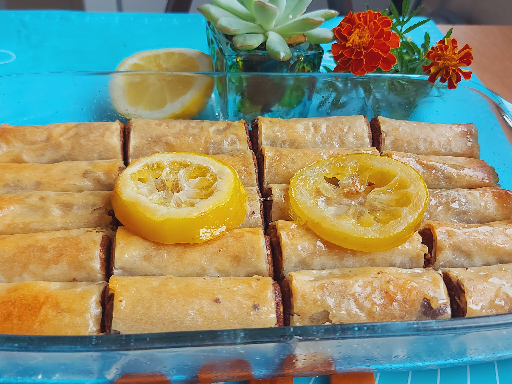 DESERT ZA PAMĆENJE: Baklava sa plazmom i belom čokoladom! (VIDEO)