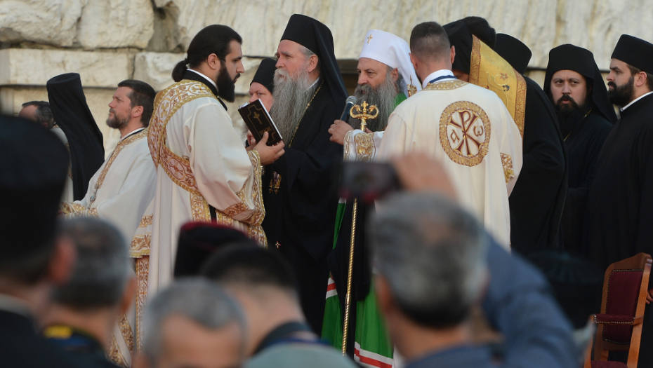 U ČAST MITROPOLITA I PATRIJARHA Svečani ručak završni događaj ustoličenja, za stolom i arhijereji iz celog sveta