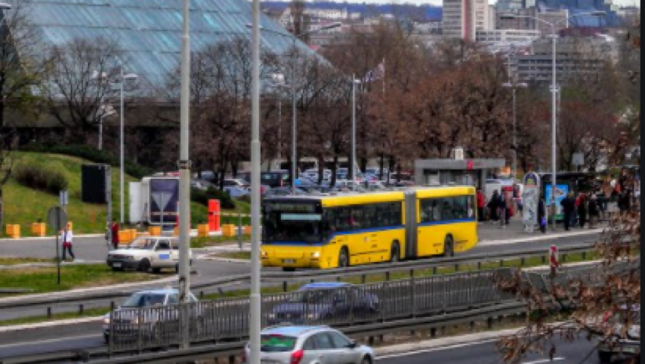 "UMALO ME NISU ZADAVILI DOK SU MI OTIMALI LANČIĆ" Oprez, četvoročlana banda hara u podzemnom prolazu kod Sava Centra!