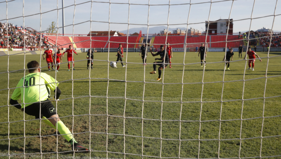 JOŠ JEDAN TRIJUMF! Partizan savladao Napredak, dva crvena kartona na meču!