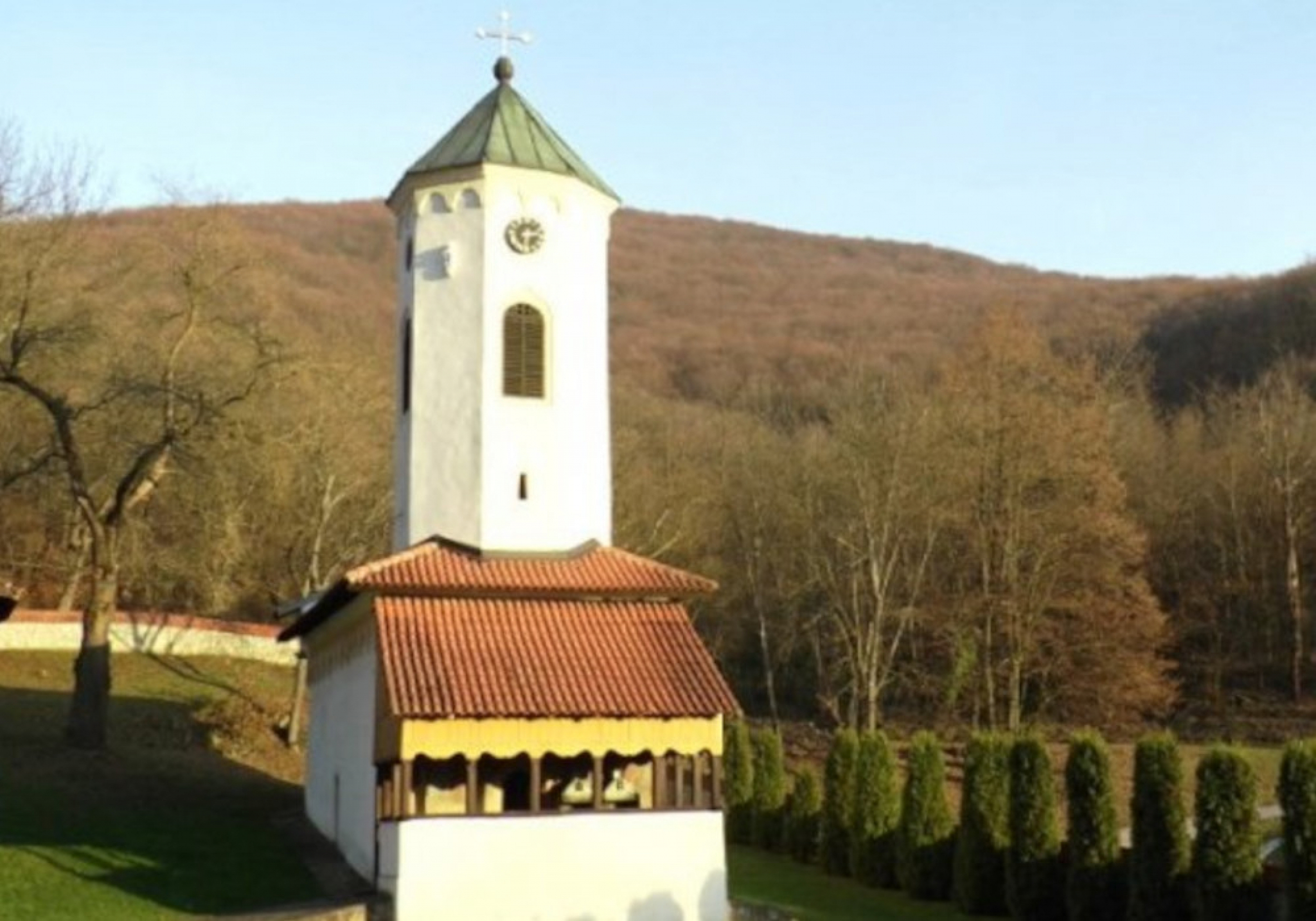 U OVOJ SRPSKOJ SVETINJI SE LEČIO I PATRIJARH PAVLE Manastir Vujan se izdvaja po svojim prirodnom lepotama