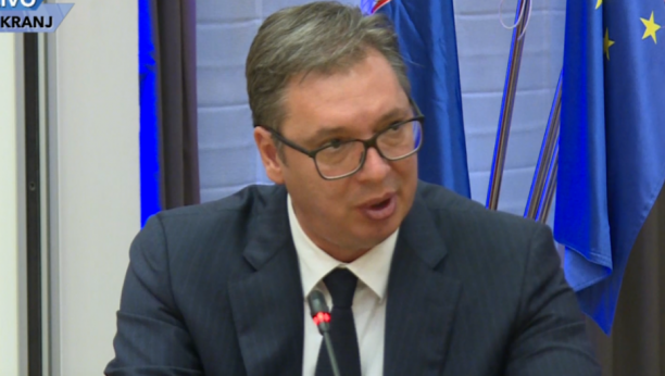 VUČIĆ:  Nemam pare, nemam račune