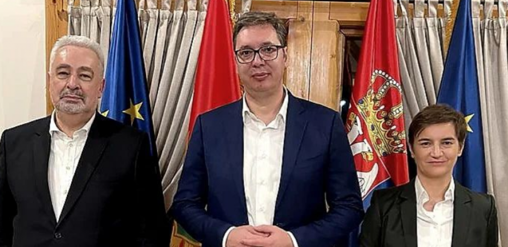 VUČIĆ OBJAVIO FOTOGRAFIJU SA KRIVOKAPIĆEM i ANOM BRNABIĆ Poslata poruka javnosti