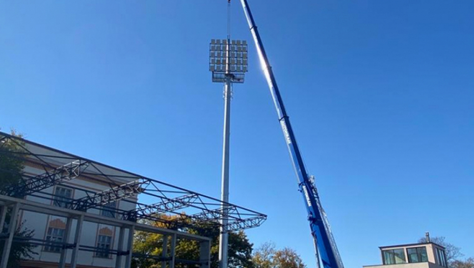 REKONSTRUKCIJA STADIONA PRI KRAJU! Grafičar postavio reflektore u sezoni u kojoj proslavlja jubilej!