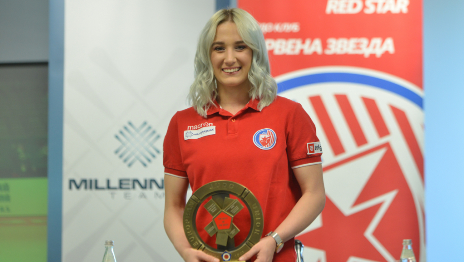 RADUJ SE SRBIJO! Andrea Stojadinov je šampionka Evrope, Nadežda Petrović donela još jednu medalju iz Budimpešte!