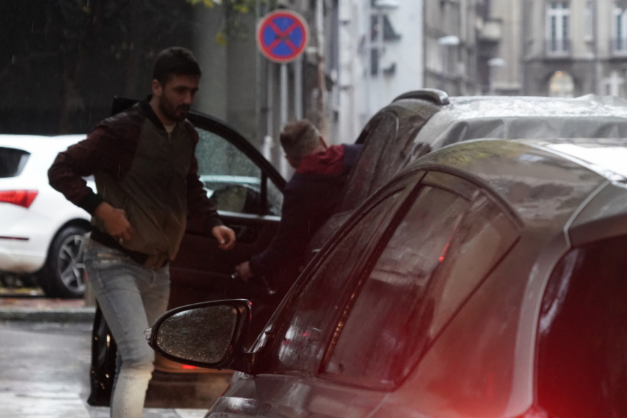 BALABAN POLUDEO, PRESELA MU VEZA SA MARIJOM KARAN Vladan u šoku nakon jučerašnjeg okršaja, nije pretpostavio da će se ovo desiti!