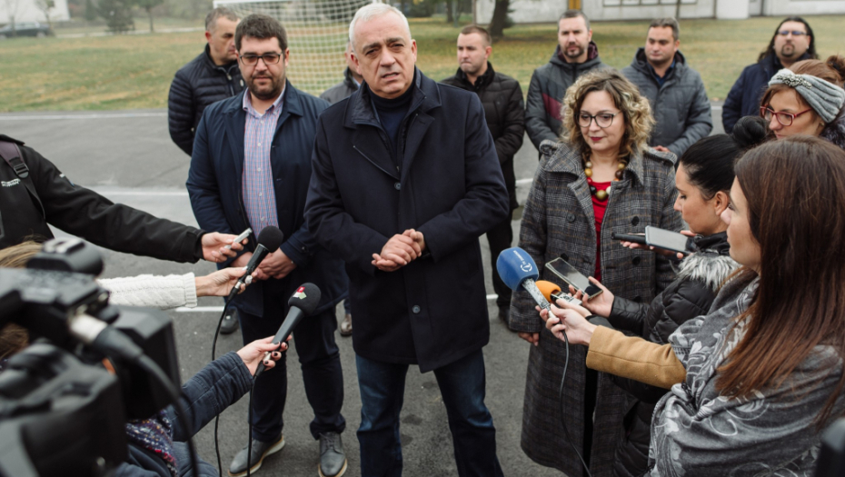 Gradonačelnik Bakić: Raduje me realizacija projekata namenjenih našim najmlađima (FOTO)