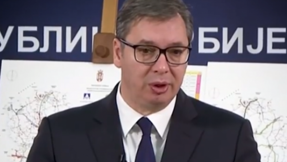 PREDSEDNIK VUČIĆ OBRADOVAO GRAĐANE Potpisali smo dva sporazuma, gradimo Srbiju! (VIDEO)