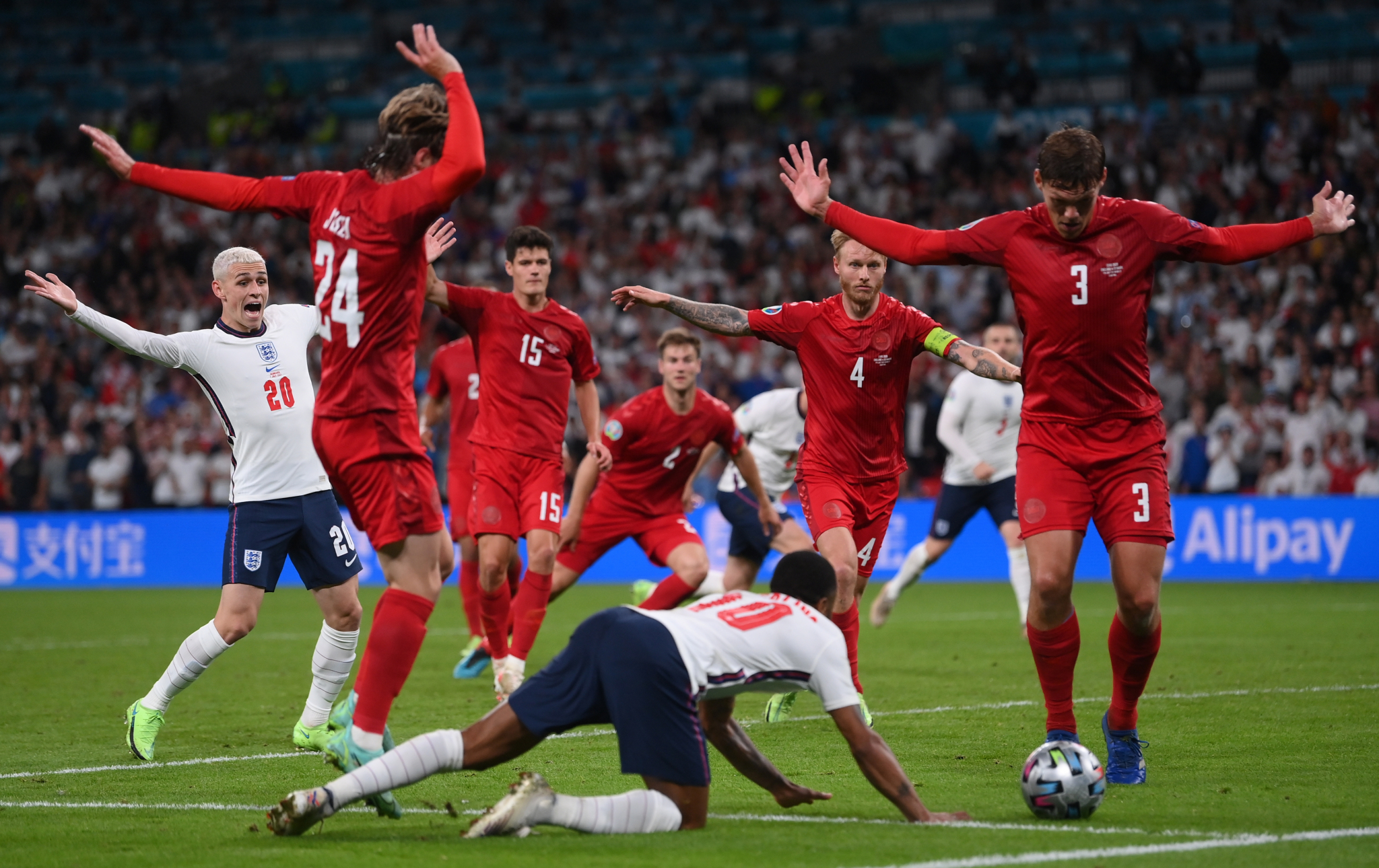 PLANETA JE BILA U ŠOKU! Pet najvećih sportskih iznenađenja u 2021. godini!