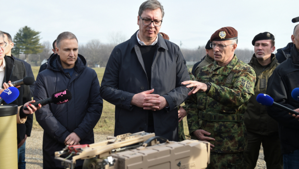 PANIKA U HRVATSKOJ ZBOG VATROMETA U BEOGRADU NA VODI: Sklanjajte Vučića, sa njim je Srbija prejaka!