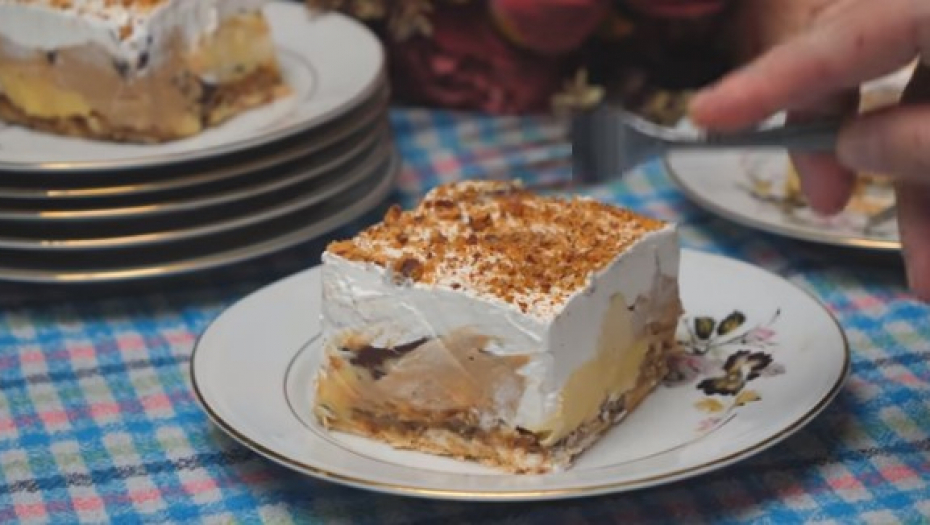 RECEPT ZA ČISTU PETICU Kinder bueno torta, pravo kremasto zadovoljstvo, sa ukusom pečenog lešnika