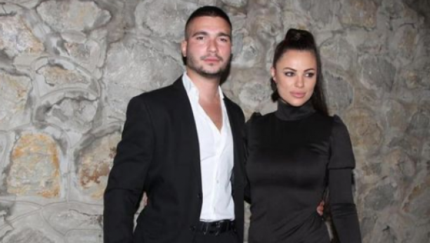 SLAVLJE U TITELU! Mirko Šijan i Bojana otkrili pol bebe (FOTO)