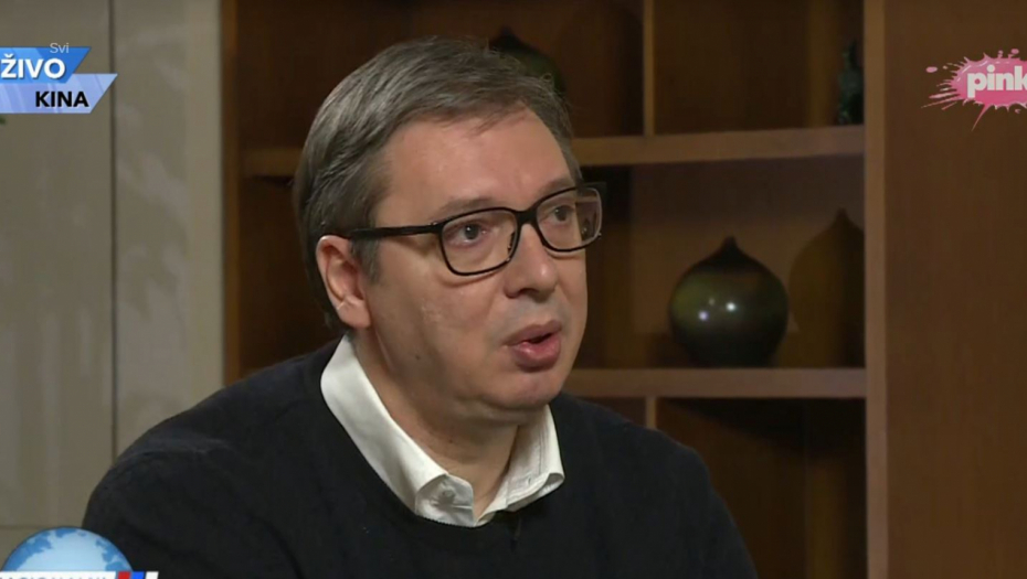 VUČIĆ PRVI PUT O ODLASKU PRVE SUPRUGE KSENIJE Moraću deci da budem bolji tata nego što sam bio, i barem delimično da im zamenim majku