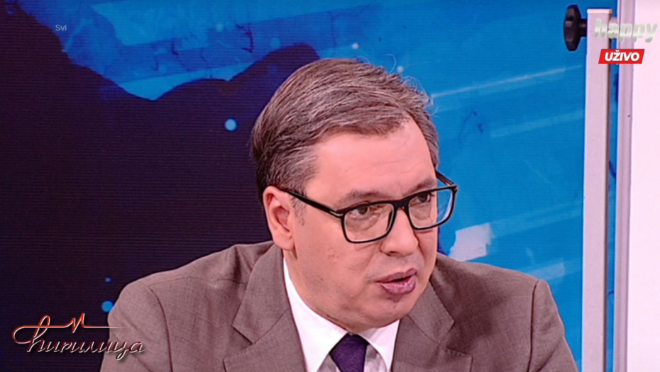 VUČIĆ ODUŠEVIO NACIJU Mladima još jednom po 100 evra, prosečna penzija uskoro 500 evra!