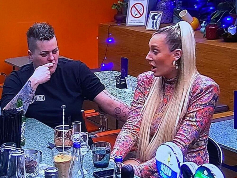 DOĆI ĆEMO SA BEBOM NA PIĆE! Luna i Marko stigli u Bar, učesnici se oduševili kada su ih ugledali na vratima!