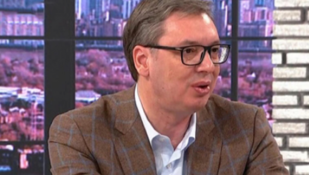 VUČIĆ O NAPADIMA NA PORODICU Predsednik ocenio da napade na najbliže nije uvek lako izdržati