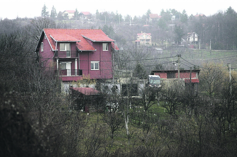 ZA VELJU JE 4. FEBRUAR BIO NEVOLJA Na ovaj dan klan je razbijen, a istog datuma je Belivuk uhapšen zbog ubistva na šinama