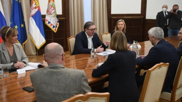 PREDSEDNIK IZRAZIO ZAHVALNOST RUSIJI Vučić i Primakov istakli važnost jačanja kulturne saradnje (FOTO)