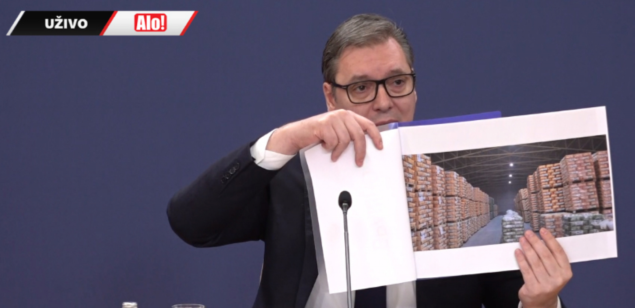 VUČIĆ O REZERVAMA HRANE I ENERGENATA "Nema nikakvih naznaka promena na tržištu, građani ne treba da brinu"