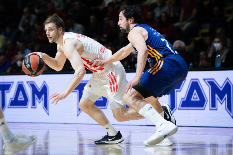 RADONJIĆ ČVRSTO NA ZEMLJI POSLE VELIKE POBEDE Real samo timski može da se dobije!