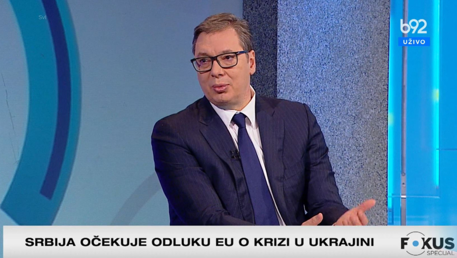 VUČIĆ: Kupujemo i mazut, snalazimo se, ali trošimo ušteđevinu