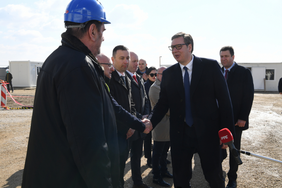 OTVARANJE NOVE FABRIKE I POSAO ZA 1.000 LJUDI Vučić: Menjamo Loznicu iz korena! (FOTO/VIDEO)