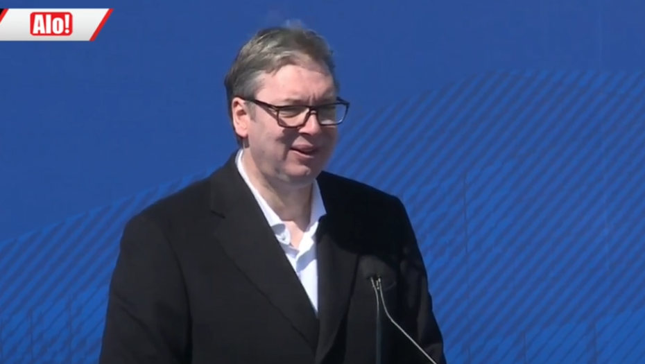 LAŽNU DRŽAVU GURAJU U NATO Vučić: Vrši se pritisak na pet članica EU