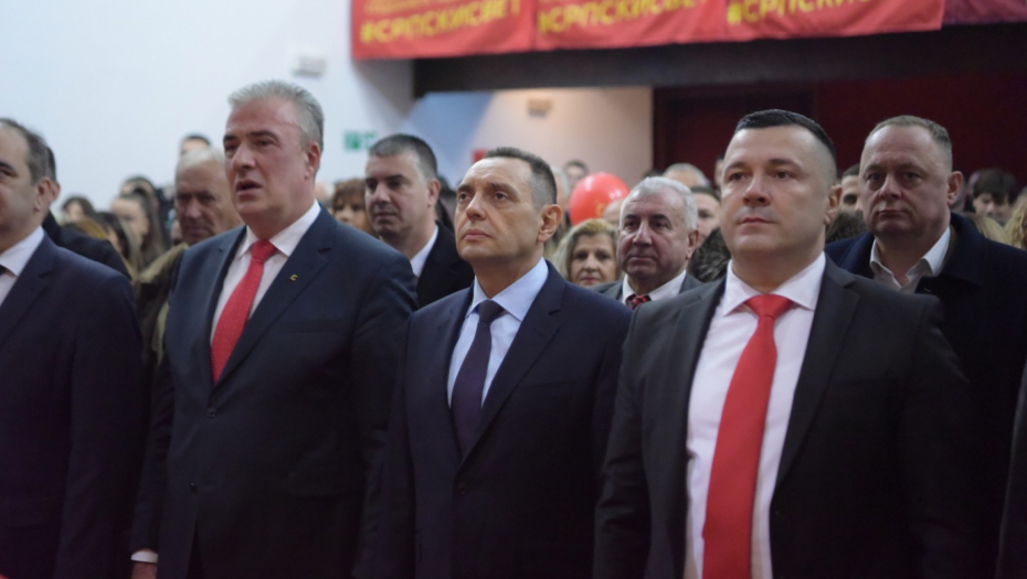 SVET SE MENJA I SRBIJA MORA DA IZDRŽI TE PROMENE! Samo snažna i ubedljiva pobeda Aleksandra Vučića garantuje mir i stabilnost! (FOTO/VIDEO)