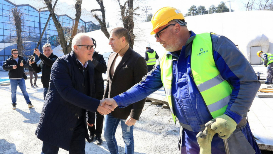 SAMO TAKO BEOGRAD POBEĐUJE Vesić obišao radove na Tašmajdanu (FOTO)