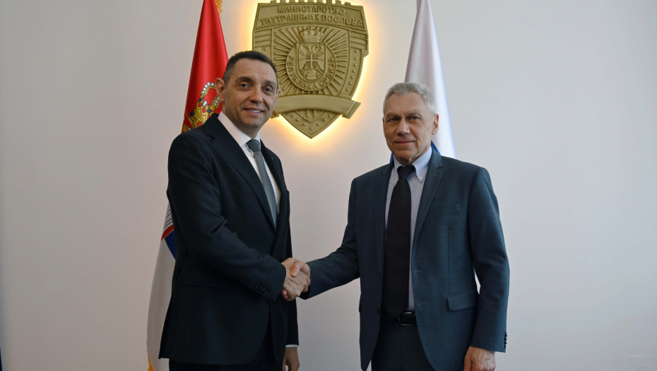 SRBIJA NIKAD NEĆE BITI DEO ANTIRUSKE HISTERIJE Ministar Vulin održao sastanak sa ruskim ambasadorom Harčenkom (FOTO)