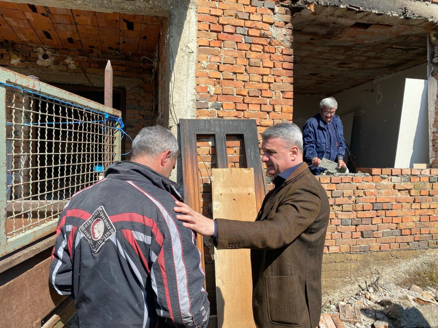 SAVIĆI IZ ČAČKA SU U POŽARU IZGUBILI SVE Za par minuta im izgoreo krov nad glavom, a onda se desio PREOKRET (FOTO)