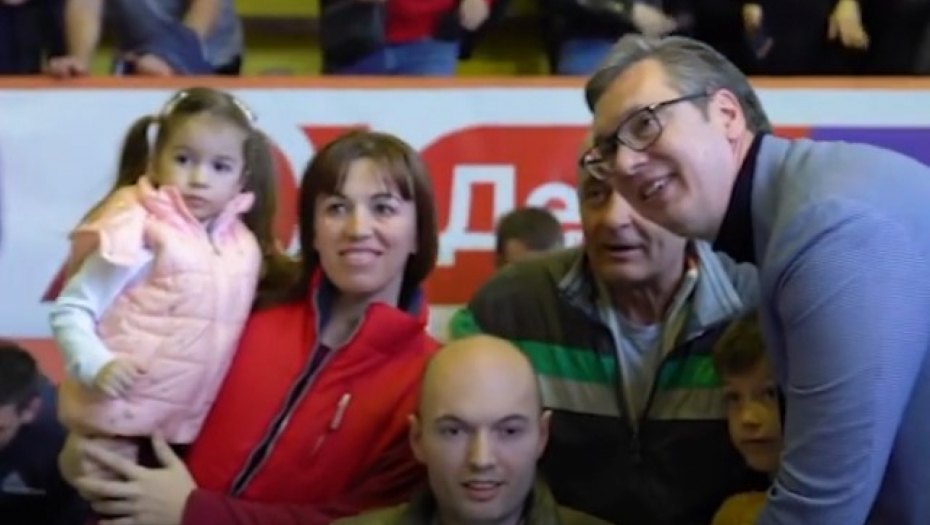 NEMA NAZAD, SRBIJA IDE U BUDUĆNOST! Vučić objavio neverovatan spot (VIDEO)