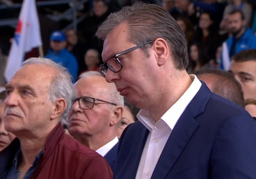 PREDSEDNIK U POŽAREVCU Vučić: Idemo da ih pobedimo ubedljivije nego ikad! (FOTO/VIDEO)