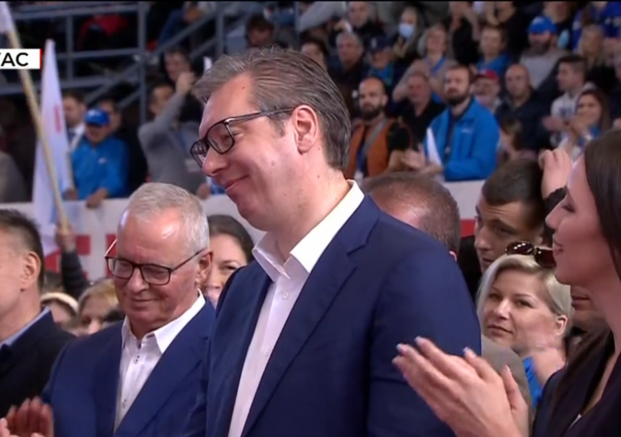 PREDSEDNIK U POŽAREVCU Vučić: Idemo da ih pobedimo ubedljivije nego ikad! (FOTO/VIDEO)