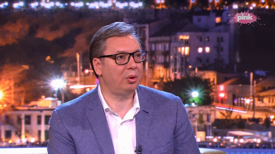 PREDSEDNIK U EMISIJI AMI G SHOW Vučić demonstrirao ogromno znanje: Znam svaku opštinu u Srbiji! (FOTO/VIDEO)