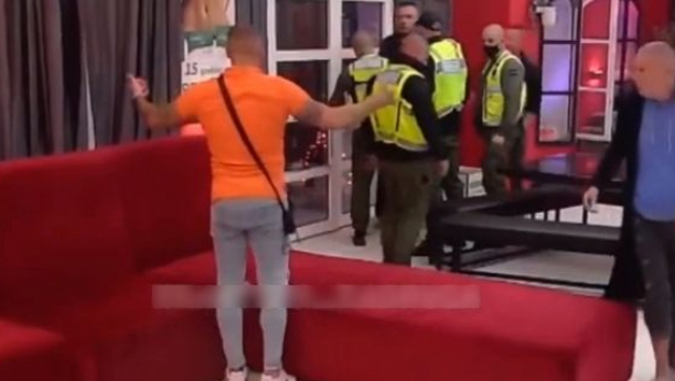 DINA ĆU SILOVATI, A TEBE.... Isplivao snimak skandaloznih pretnji Filipa Cara, ovako jezive stvari niko nikada nije izgovorio u rijalitiju! (VIDEO)