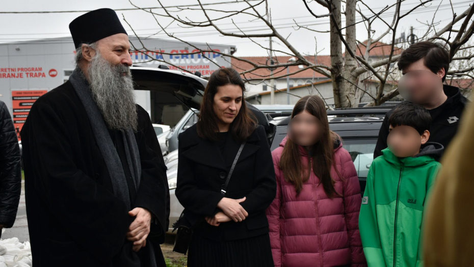 "OVO NAM PUNO ZNAČI" Patrijarh Porfirije posetio Crkvenu kuhinju Verskog dobrotvornog starateljstva u Zemun Polju (FOTO/VIDEO)