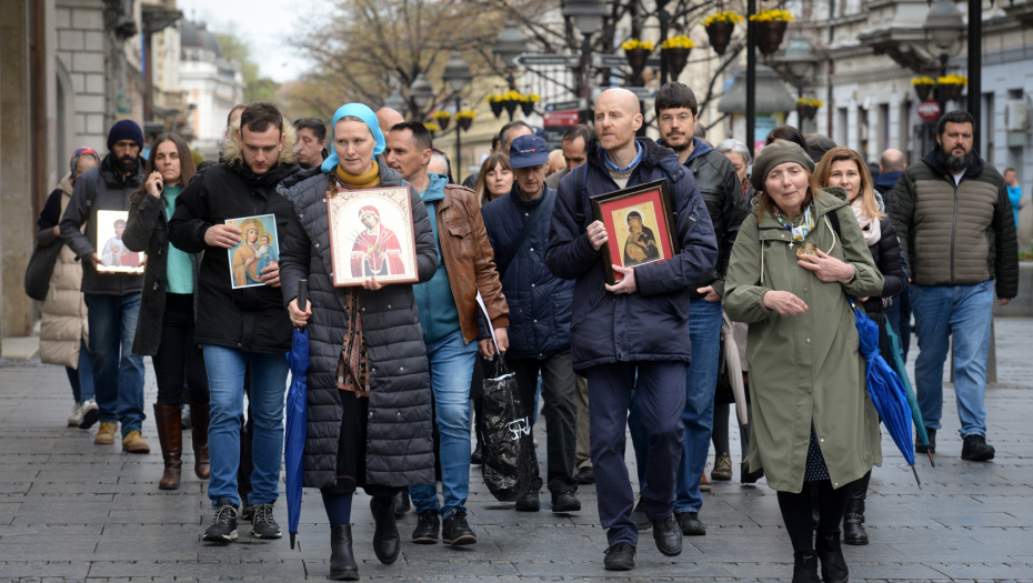 LITIJE U BEOGRADU Povodom praznika Blagovesti vernici šetali od Saborne crkve do Hrama Svetog Save (VIDEO)