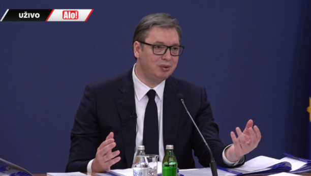 PREDSEDNIK VUČIĆ ZAGRMEO Ja sam narodu obećao mir i stabilnost, i to ću da ispunim!