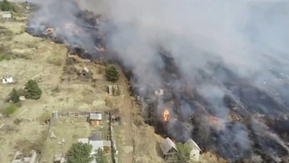 KATASTROFALNI POŽARI ZA SOBOM OSTAVLJAJU UGLJENISANE LEŠEVE Gore šume u Sibiru, bilans mrtvih se penje iz minuta u minut (VIDEO)