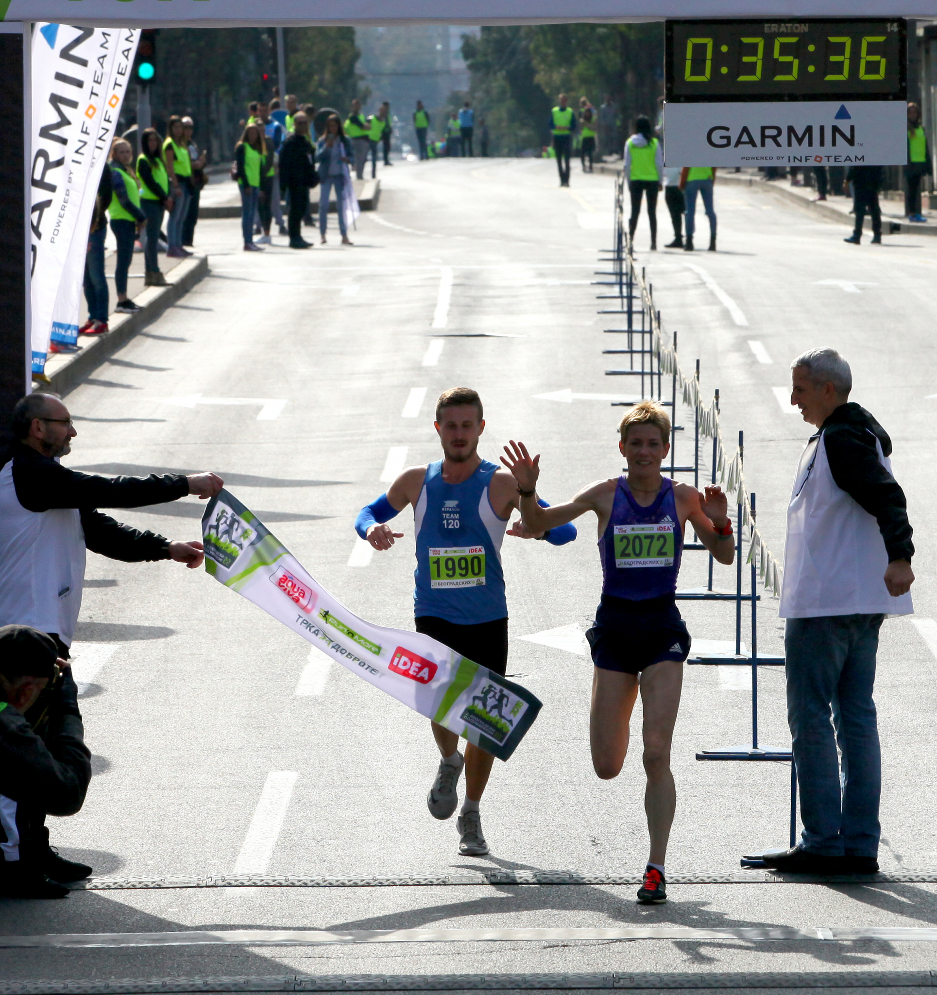 AMBASADORKA MARATONA OLIVERA JEVTIĆ CITIRAJUĆI KONSTRAKTU OTKRILA: Koja li je tajna duge karijere? (VIDEO)