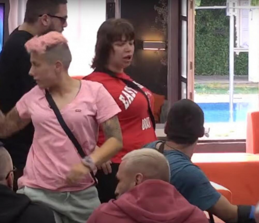 MILJANA IZUDARALA BEBICU! Kulićeva se zaletela i pesnicama urnila Nenada i to u programu uživo, skandalozne scene u rijalitiju (VIDEO)