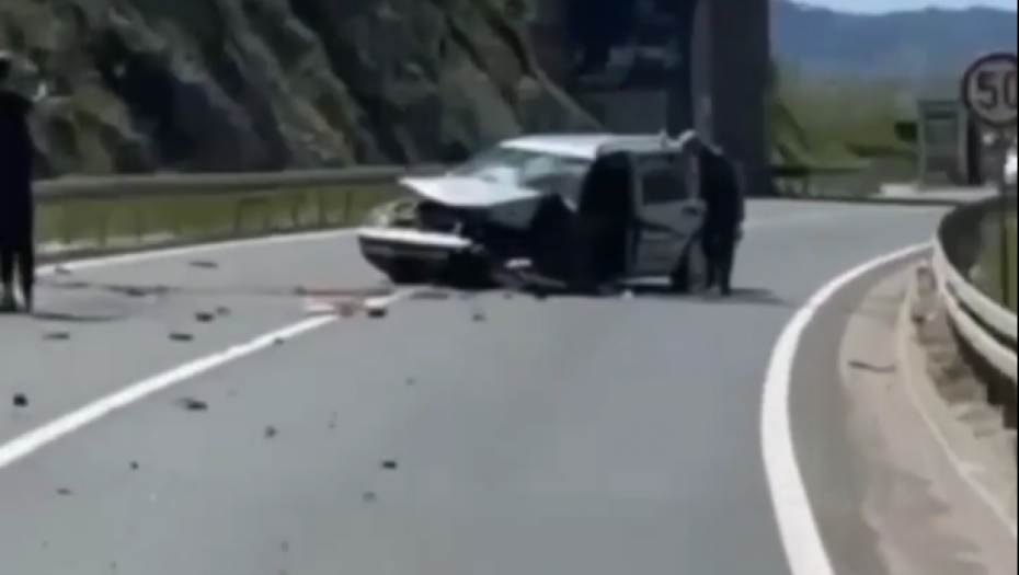 UŽASNA SAOBRAĆAJNA NESREĆA KOD MAČKATA Ima teško povređenih, policija i lekari na licu mesta (FOTO/VIDEO)