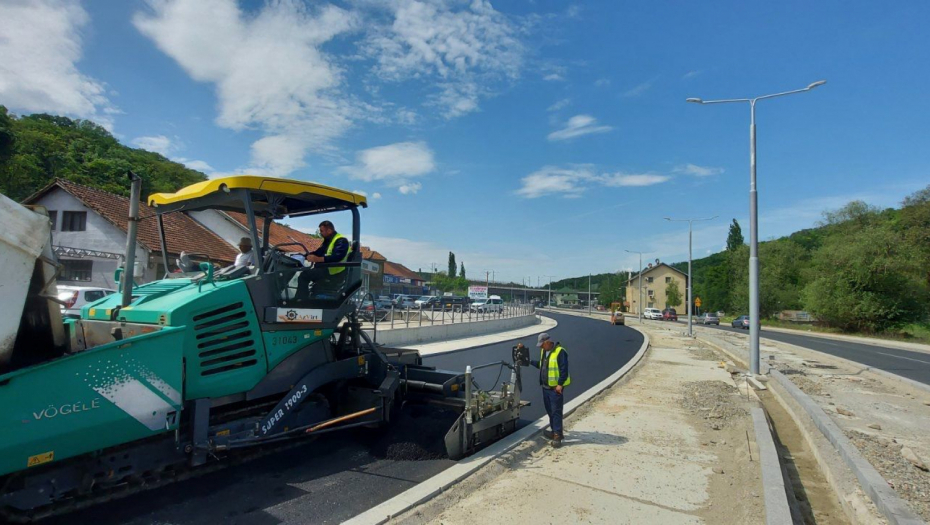 KRAJ JUNA NOVI ROK ZA BULEVAR Vreme završetka radova na drugoj etapi rakovičke saobraćajnice Patrijarha Pavla