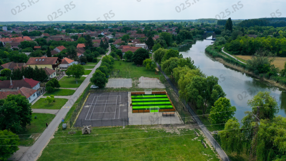 GRAĐANI SOMBORA ODUŠEVLJENI Kanalska obala u Bezdanu u novom ruhu dočekuje leto (FOTO/VIDEO)