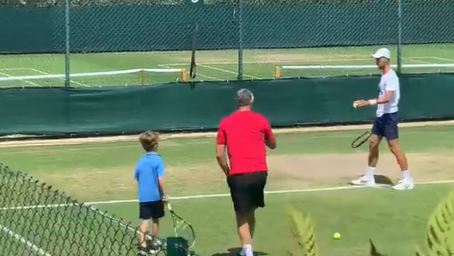 ZABORAVITE VAJDU I IVANIŠEVIĆA Novak ima novog trenera, Stefan je glavna faca na Vimbldonu (FOTO/VIDEO)