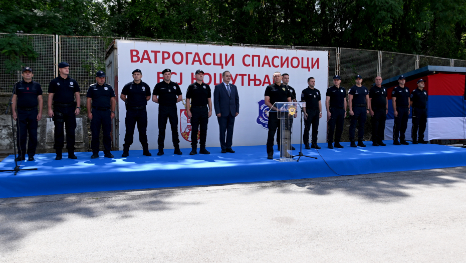 VULIN ZAHVALIO SPASIOCIMA U BEOGRADSKOM NEVREMENU: Vi ste mera onog najboljeg u našem društvu (FOTO)