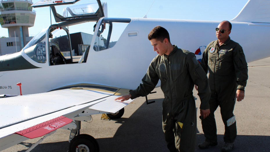 BUDUĆI TOP GAN Selektivna letačka obuka kandidata za pilote Vojske Srbije (FOTO)