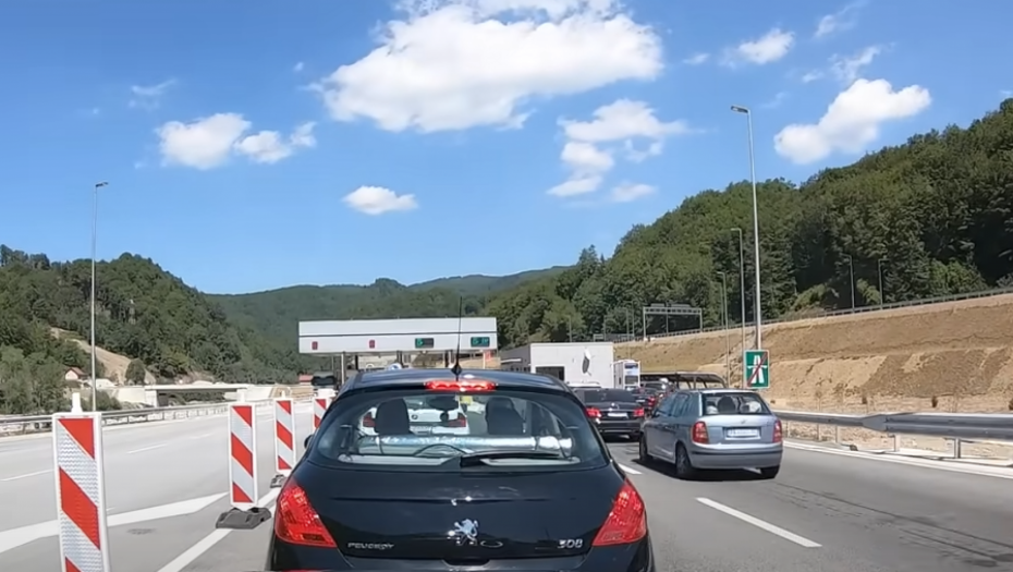 PAZITE SE! OVAJ DEO AUTO-PUTA ZOVU OGNJENA MARIJA Buktinja guta vozila, palilo se 28 puta do sad