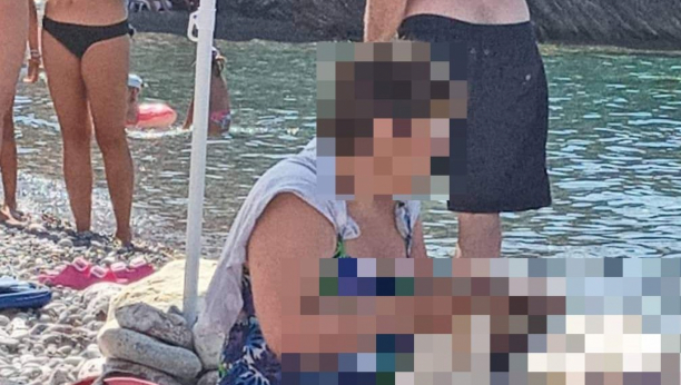 REŠILA DA NA PLAŽI SPREMI "ZIMNICU": Prizor gospođe će mnoge oduševiti jer se baš retko viđa